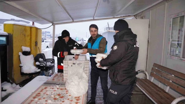 Kahta Belediyesi'nden karla mücadele seferberliği