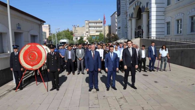 Kahta'da 30 Ağustos Zafer Bayramı kutlandı