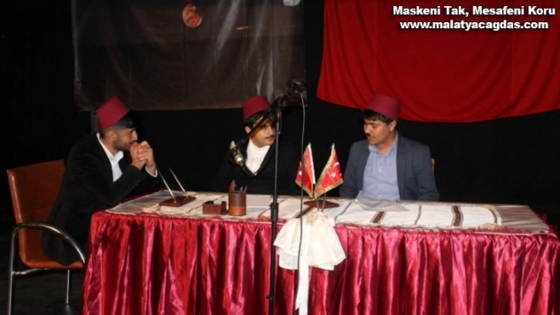 Kahta'da İstiklal Marşı'nın 100. yılı kutlandı