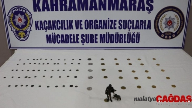 Kahvehanenin çöp kovasından tarihi eser fışkırdı