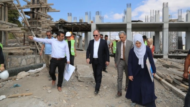 Kale projesinde kazı ve inşaat çalışmaları sürüyor