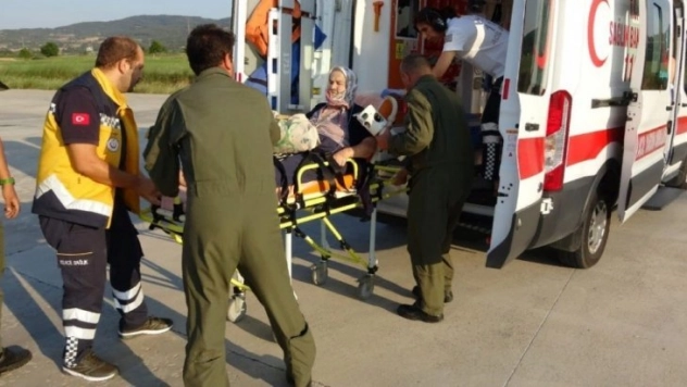 Kalp hastası askeri helikopterle Çanakkale'ye sevk edildi