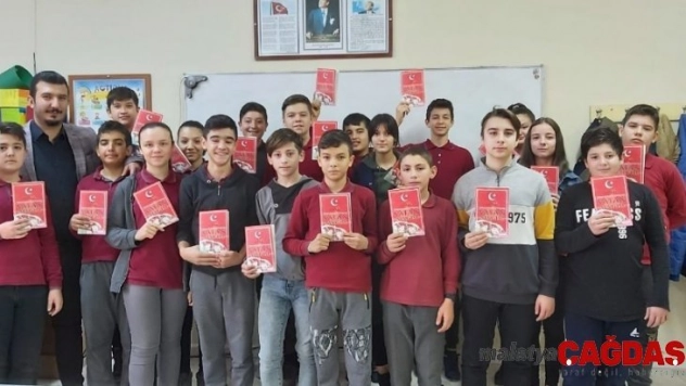 Kalplerindeki 'Vatan sevgisi'ni kitaplaştırdılar