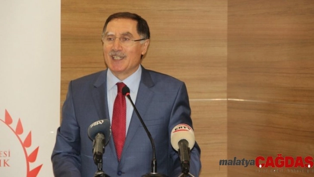 Malkoç, Adalet, Ombudsmanlık ve Üniversiteler konferansında konuştu