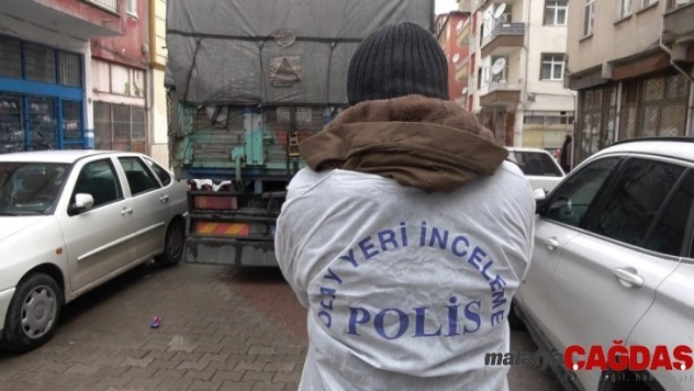 Kamyonun çarptığı kadın öldü