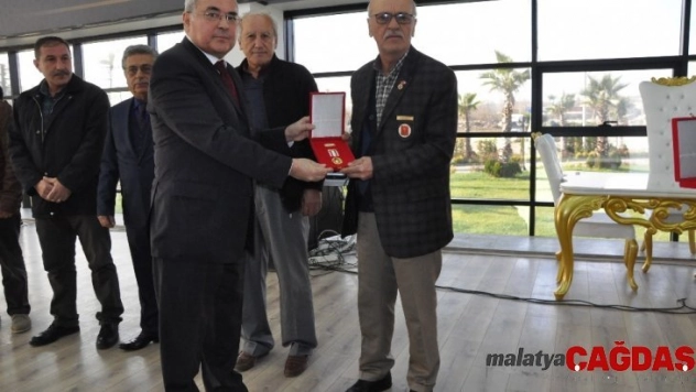 Kandıralı Kıbrıs gazilerine övünç madalyası tevcih edildi