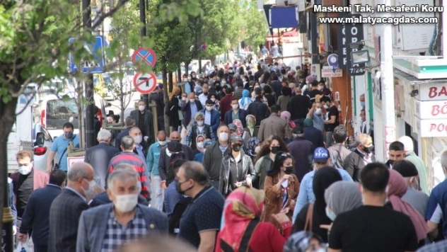 Kapanma sonrası insan seli yaşandı