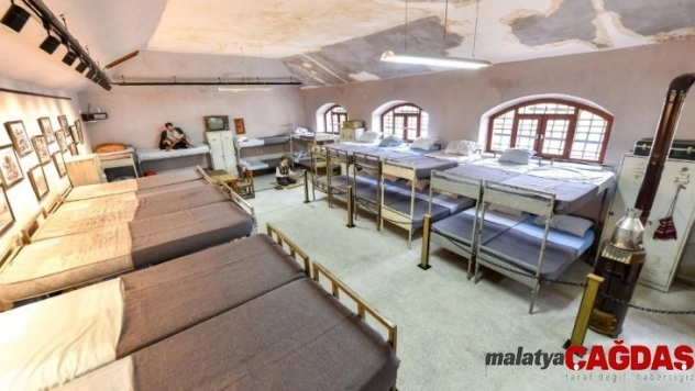 Kapısında kuyruklar oluşuyor