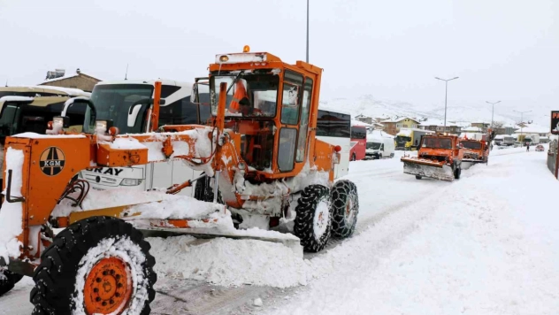 Kar nedeniyle Çelikhan- Malatya Karayolu ulaşıma kapatıldı