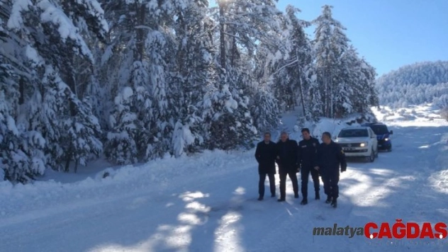 Kar temizleme çalışmalrını yerinde incelediler
