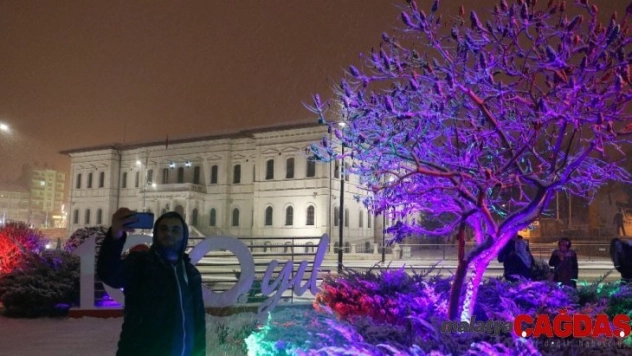 Kar yağışı kartpostallık görüntüler oluşturdu