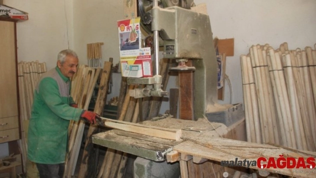 Kar yağmayınca kar kürekleri elde kaldı