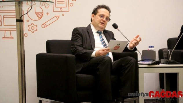 Kara: 'Eğitimde hedeflere ulaşmak için 'Küreyerelleşme' gerekiyor'