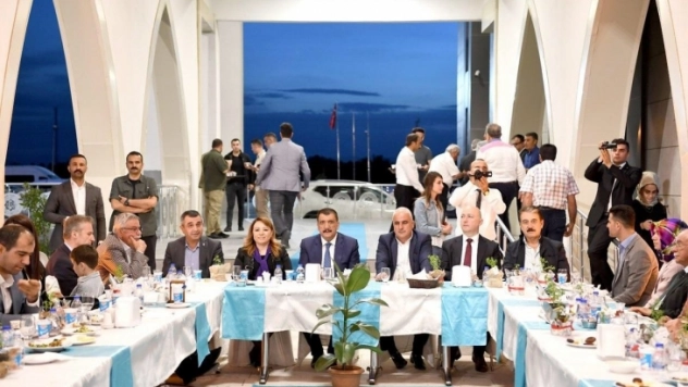 Karabulut,Başta akademisyenler olmak üzere herkes üretmek zorunda