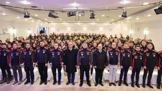 Karaburun'dan 'Okul Polisi' zirvesi