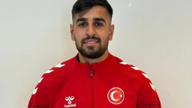 Karakaş, Türkiye'yi temsil edecek