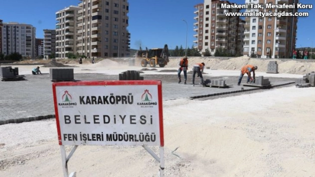 Karaköprü'de yollar kilitli parkeyle döşeniyor