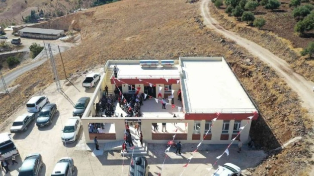 Karaköprü kırsalına yeni bir çok amaçlı salon kazandırıldı