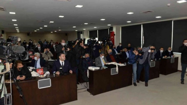 Karalar: 'Şehrin tüm dinamikleri metro için bir olmalıyız'