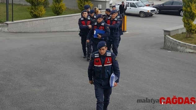 Karaman'da hırsızlık şüphelisi 1'i kadın 4 kişi tutuklandı