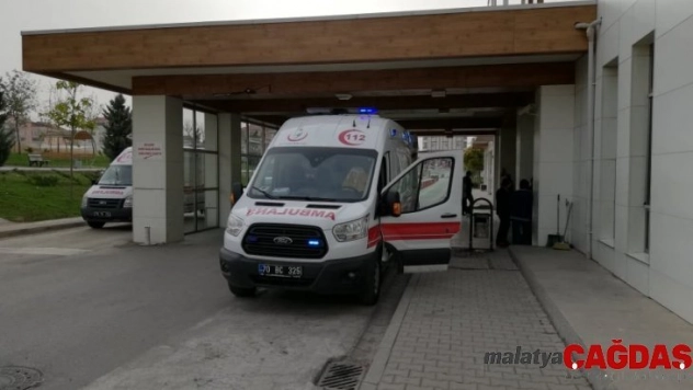 Karaman'da iki otomobil çarpıştı: 5 yaralı