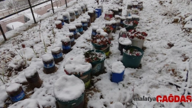 Karaman kar yağışı sonrası beyaza büründü