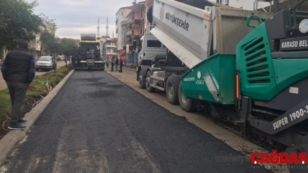 Karasu'da İstiklal ve Mevlana Caddeleri yenileniyor