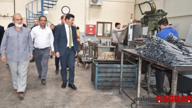 Karatay Belediyesi asfalt çalışmalarına hız verdi