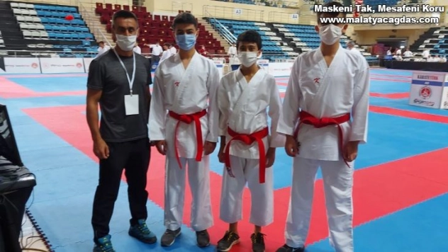 Karateciler Yalova'da Sivas'ı temsil edecek