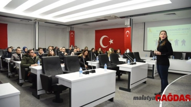 Karesi Belediyesi personelinin sağlık ve güvenliğini düşünüyor