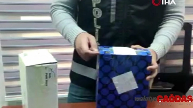 Kargoyla cep telefonu kaçakçılığına polis engeli