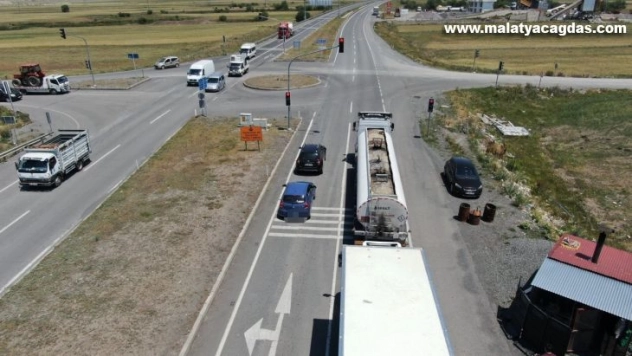 Kars polisinden drone destekli trafik denetimi