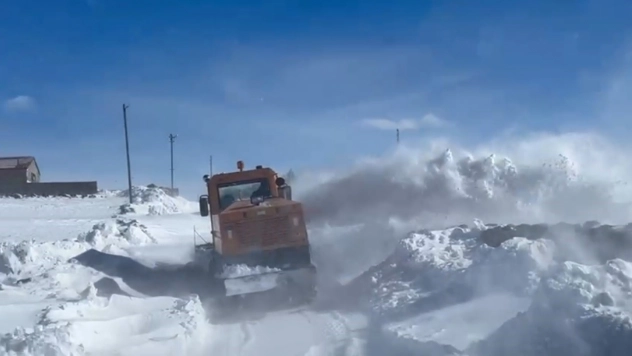 Kars'ta 208 köy yolu kapalı bulunuyor