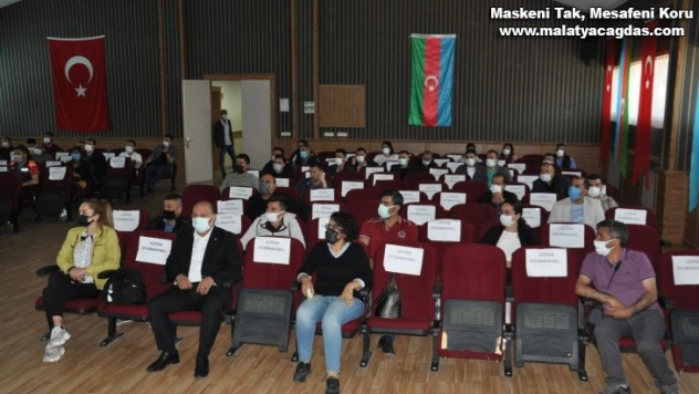 Kars'ta Afet farkındalık eğitimleri sürüyor