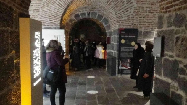 Kars'ta Harp Tarihi Müzesi yoğun ilgi görüyor