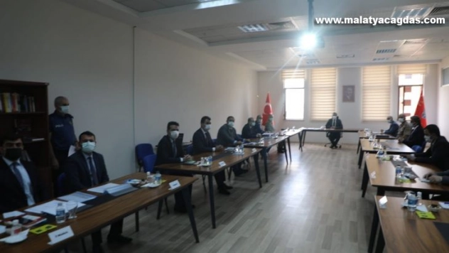 Kars'ta İl Güvenlik ve Asayiş toplantısı yapıldı