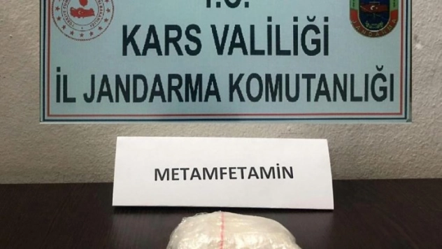Kars'ta jandarmadan uyuşturucuya geçit yok