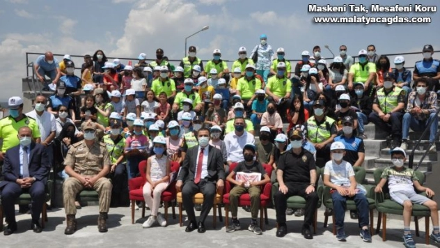 Kars'ta Trafik Eğitim Parkı'nın açılışı yapıldı