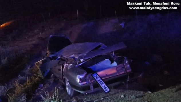 Kars'ta trafik kazası: 1 ölü, 1 yaralı