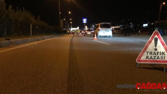 Karşıdan karşıya geçmeye çalışan kadın hayatını kaybetti