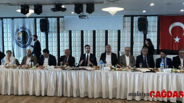 Kartal Belediye Başkanı Gökhan Yüksel yerel basın ile bir araya geldi