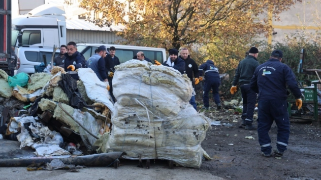 Kartepe'deki sanayi bölgesinden 125 ton atık toplandı