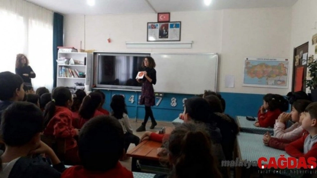 Kaş'ta çocuk edebiyatı etkinliği