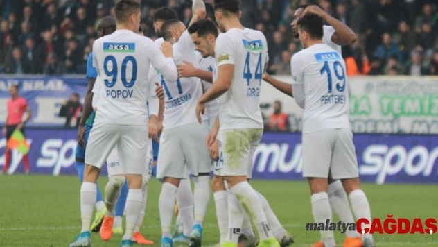 Kasımpaşa 5 maçlık galibiyet hasretine son verdi