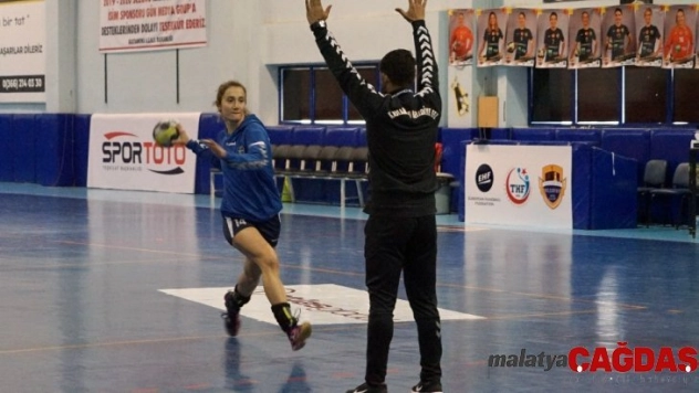 Kastamonu Belediyespor, EHF Kupası maçlarının hazırlıklarını tamamladı