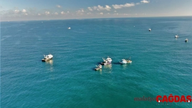 Kayıp 3 kişiyi arama çalışmaları drone ile görüntülendi