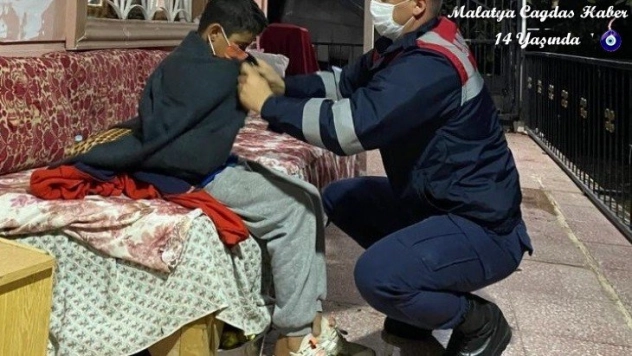 Kayıp çocuk jandarma ekipleri tarafından bulundu