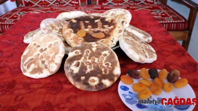 Kayısı bazlamaya girdi, ortaya farklı bir lezzet çıktı