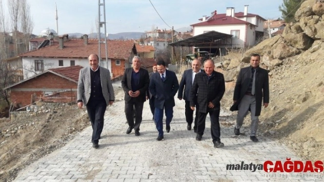 Kaymakam Alkan köydes çalışmalarını inceledi