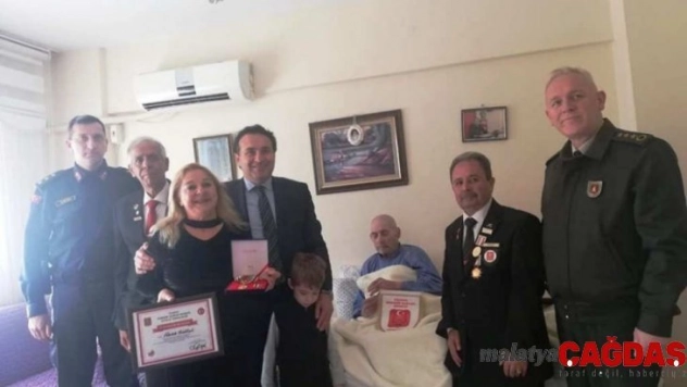 Kaymakam Görgülüarslan'dan Kore Gazisi'ne büyük gurur